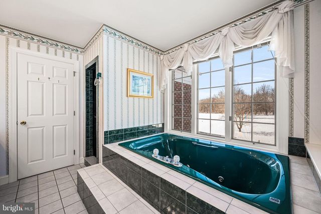 220 SASSAMANSVILLE RD, Gilbertsville, PA 19525