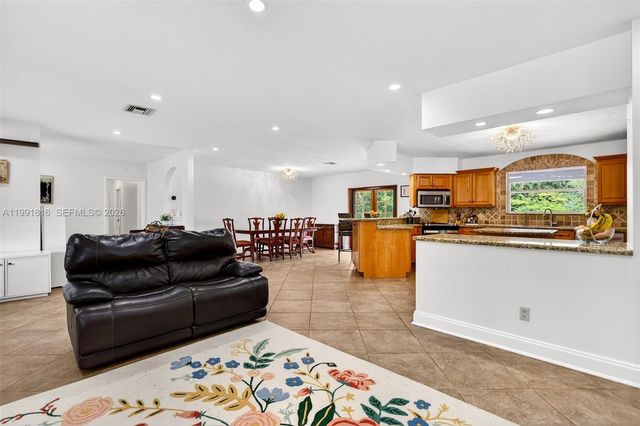 2600 SW 154th Ln, Davie, FL 33331