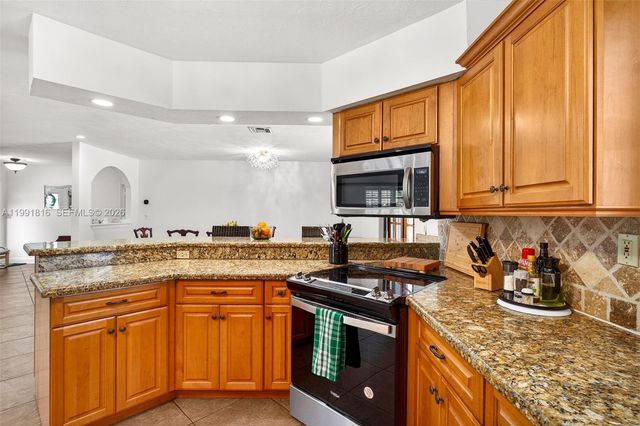 2600 SW 154th Ln, Davie, FL 33331