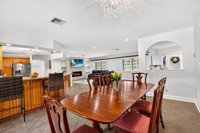 2600 SW 154th Ln, Davie, FL 33331