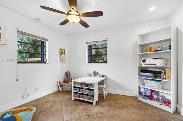 2600 SW 154th Ln, Davie, FL 33331