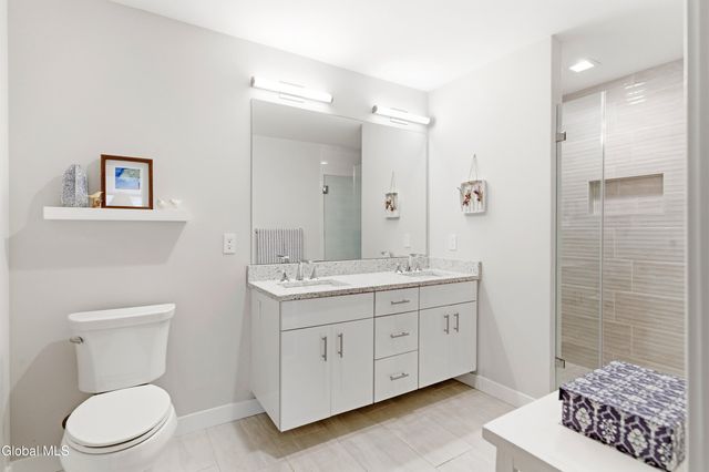 128 Henry Street APT 203, Saratoga Springs, NY 12866