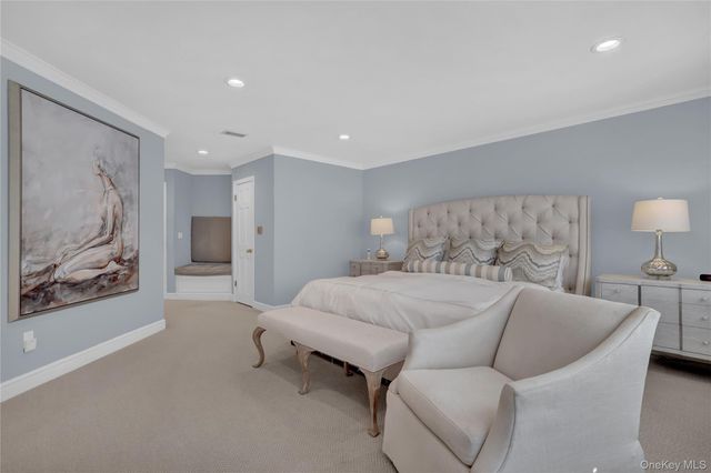 4 Club Drive N 4, Jericho, NY 11753