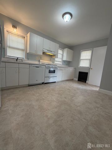 225 225 Harris Avenue, Middlesex, NJ 08846