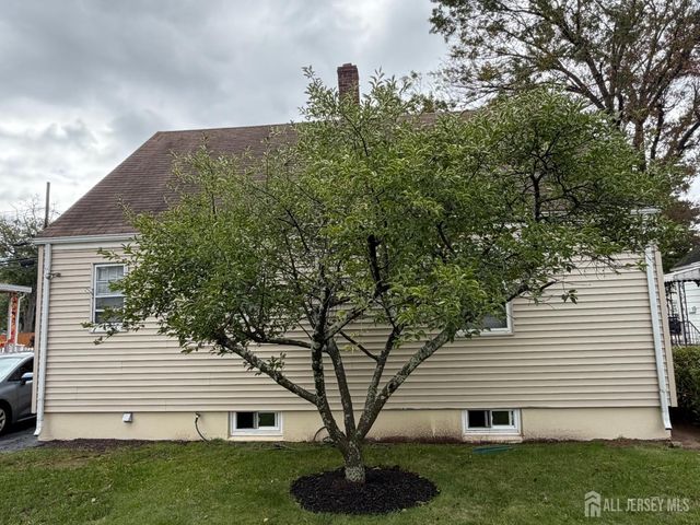 225 225 Harris Avenue, Middlesex, NJ 08846