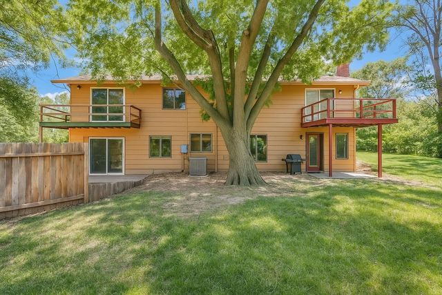 9804 W 12th St N, Wichita, KS 67212