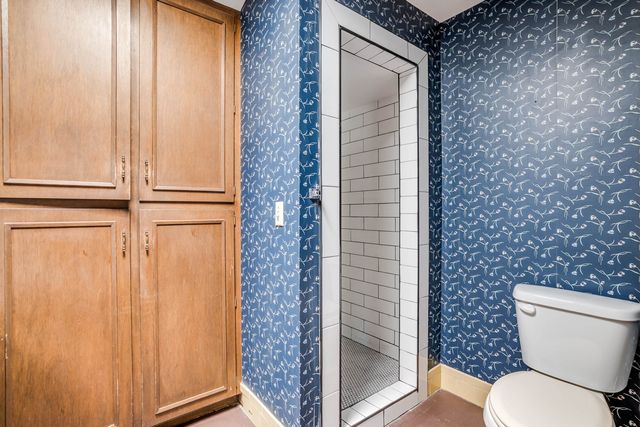 9804 W 12th St N, Wichita, KS 67212