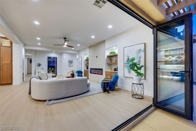 3302 Saddle Soap Court, Las Vegas, NV 89135