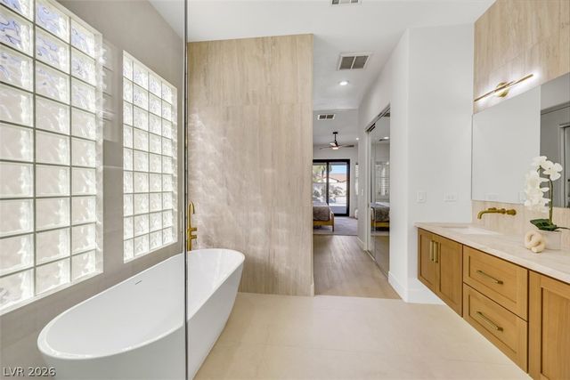 3302 Saddle Soap Court, Las Vegas, NV 89135