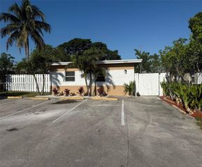 1025 NW 3rd Ave, Fort Lauderdale, FL 33311