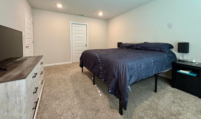 3609 N 7th Street, Ocean Springs, MS 39564
