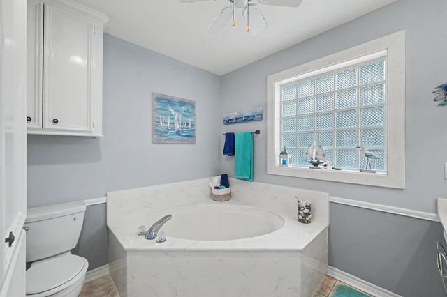 281 Broadmoor Drive, Trinity, TX 75862