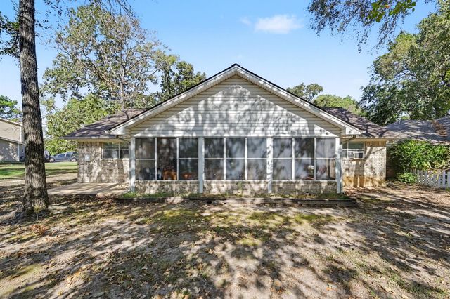281 Broadmoor Drive, Trinity, TX 75862