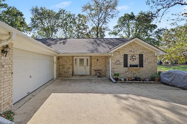 281 Broadmoor Drive, Trinity, TX 75862