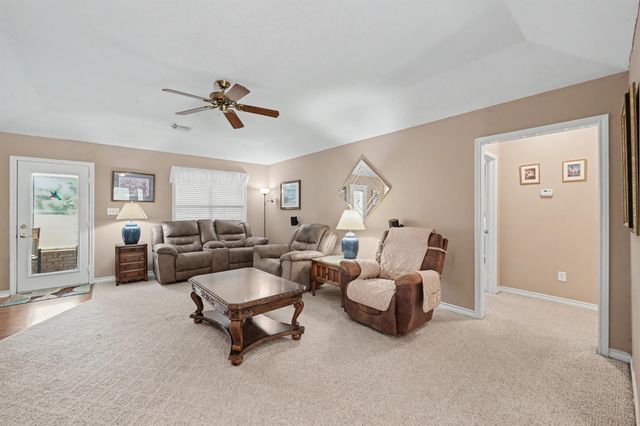 281 Broadmoor Drive, Trinity, TX 75862