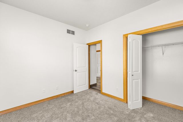 2227 4th Avenue SE, Altoona, IA 50009