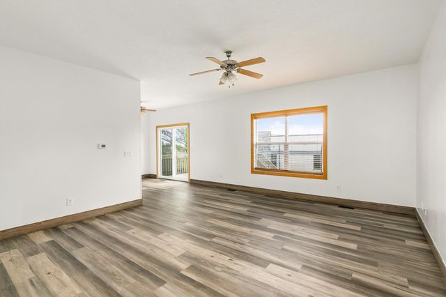 2227 4th Avenue SE, Altoona, IA 50009