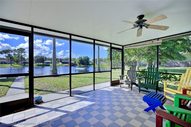 728 Lake Betty Drive, Lake Placid, FL 33852