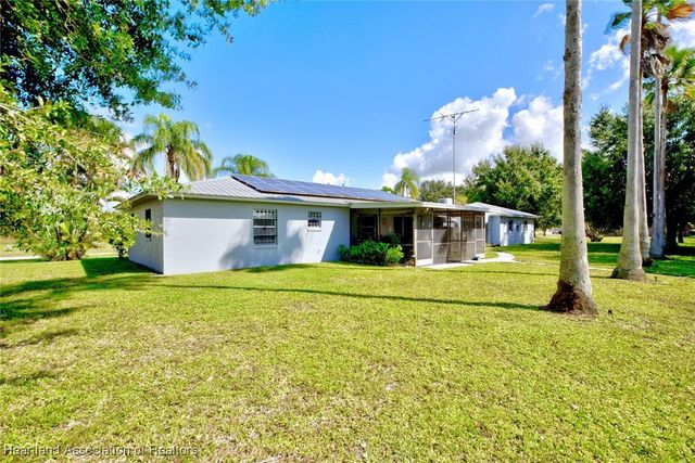 728 Lake Betty Drive, Lake Placid, FL 33852