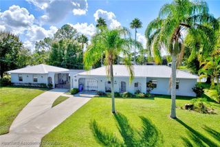 728 Lake Betty Drive, Lake Placid, FL 33852