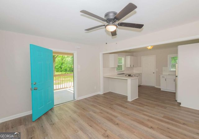 525 Baker Circle NW, Atlanta, GA 30318