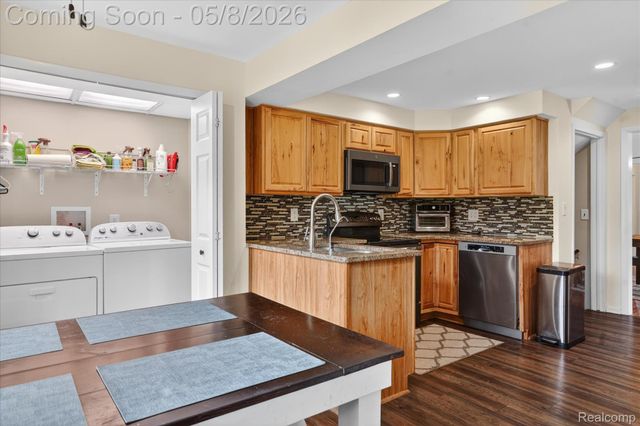 175 Templar Avenue, Unadilla Township, MI 48169