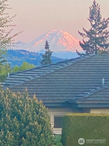9810 Vineyard Crest, Bellevue, WA 98004