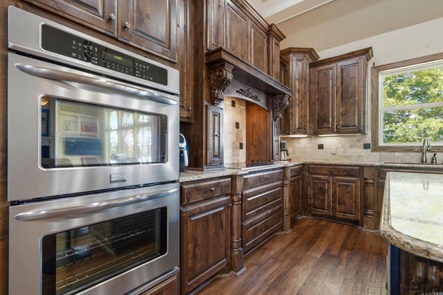 3 Gandia Place, Hot Springs Village, AR 71909