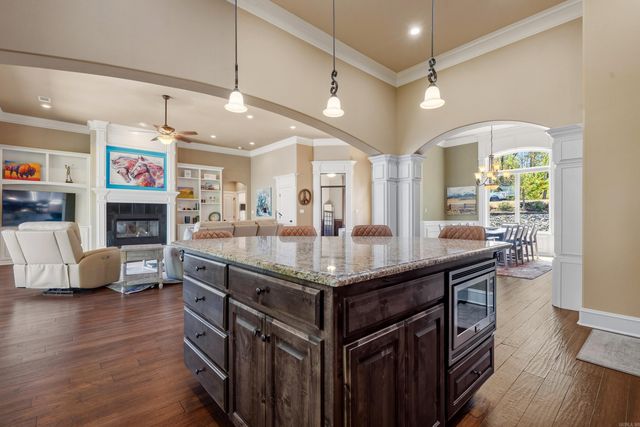 3 Gandia Place, Hot Springs Village, AR 71909