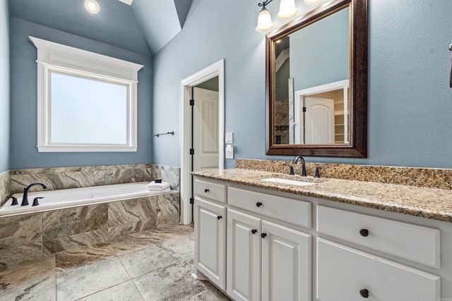 3 Gandia Place, Hot Springs Village, AR 71909