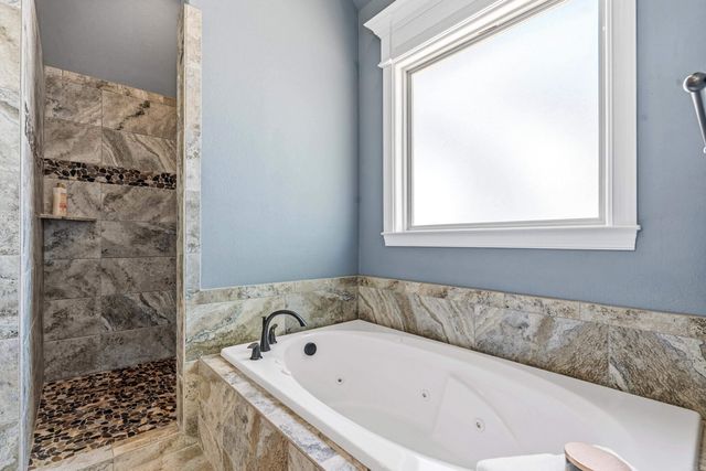 3 Gandia Place, Hot Springs Village, AR 71909