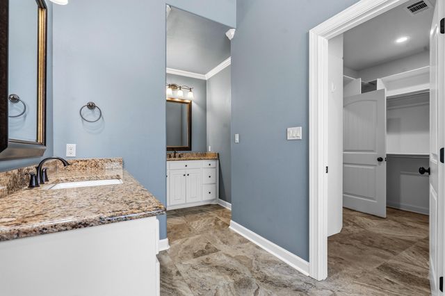 3 Gandia Place, Hot Springs Village, AR 71909