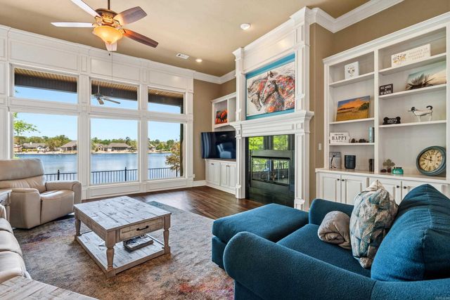 3 Gandia Place, Hot Springs Village, AR 71909