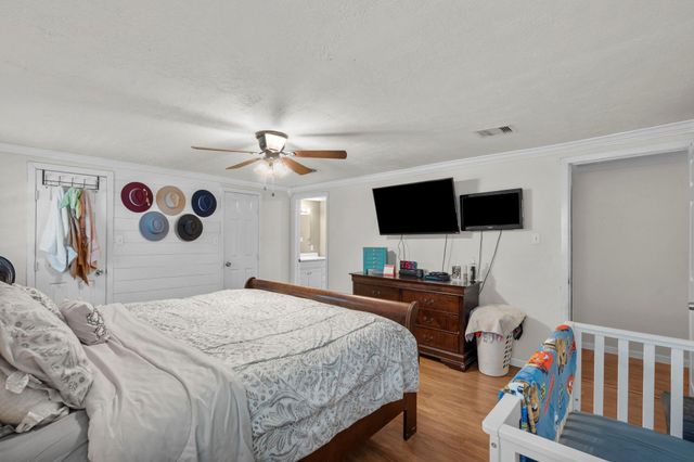 1001 Joseph Street, Pasadena, TX 77506