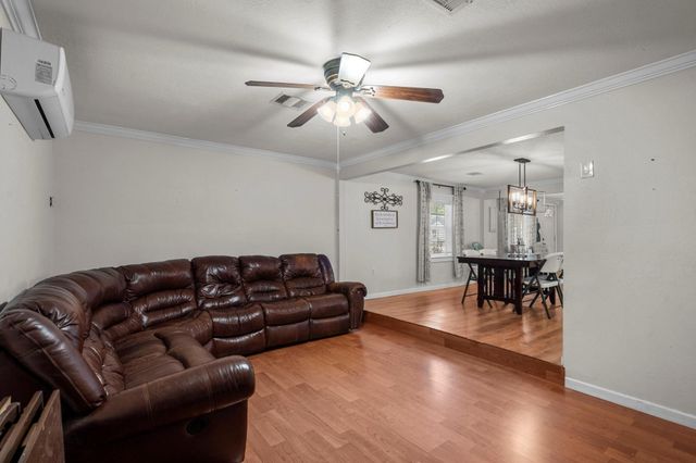1001 Joseph Street, Pasadena, TX 77506