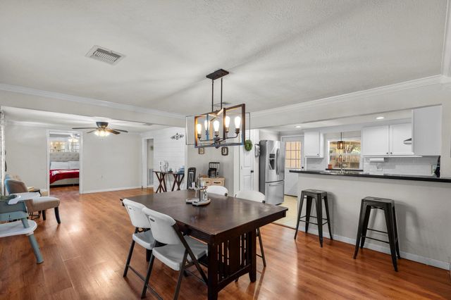 1001 Joseph Street, Pasadena, TX 77506