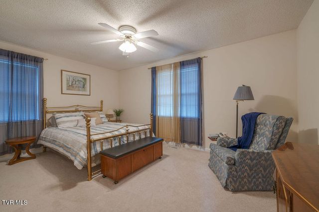 1115 Hidden Valley Drive, Jonesborough, TN 37659