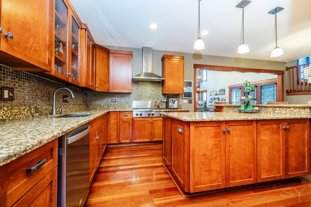 12212 S Richard Avenue, Palos Heights, IL 60463