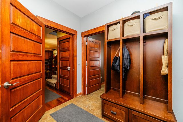 12212 S Richard Avenue, Palos Heights, IL 60463