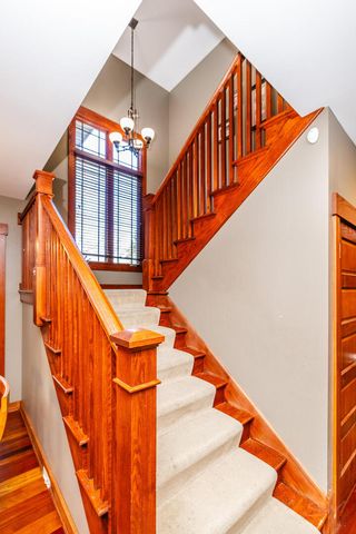 12212 S Richard Avenue, Palos Heights, IL 60463