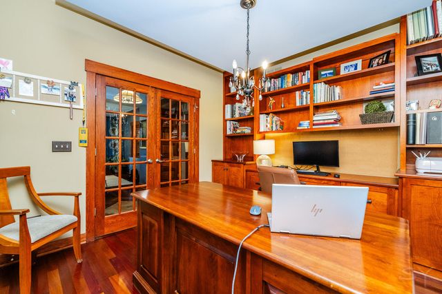 12212 S Richard Avenue, Palos Heights, IL 60463