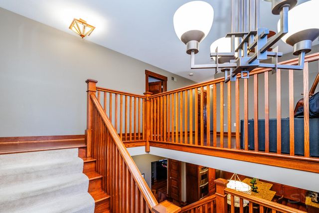 12212 S Richard Avenue, Palos Heights, IL 60463