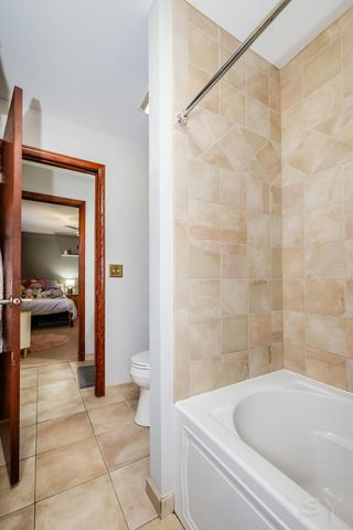 12212 S Richard Avenue, Palos Heights, IL 60463