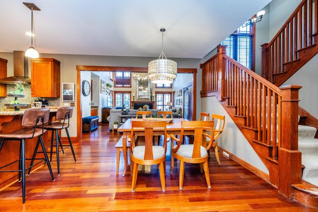 12212 S Richard Avenue, Palos Heights, IL 60463