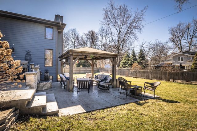 12212 S Richard Avenue, Palos Heights, IL 60463