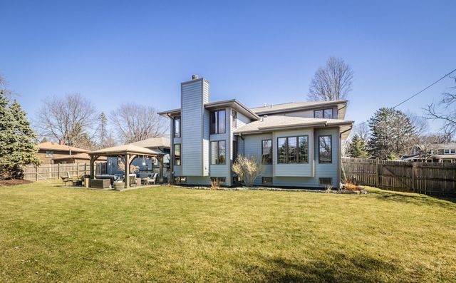 12212 S Richard Avenue, Palos Heights, IL 60463