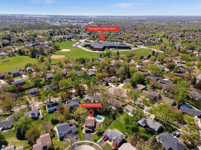 542 Waterford Drive, Oswego, IL 60543