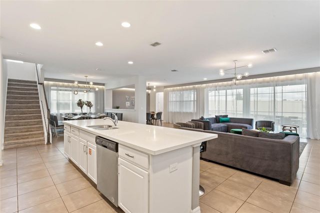 1552 NASSAU POINT TRAIL, Kissimmee, FL 34747