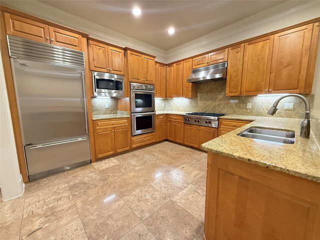 6505 Bandera Avenue 1B, Dallas, TX 75225