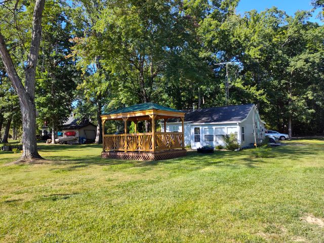 2251 Hemlock Road, Reading Twp, MI 49082